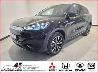 Schräge Frontansicht auf einen BYD ATTO 3 , freigestellt