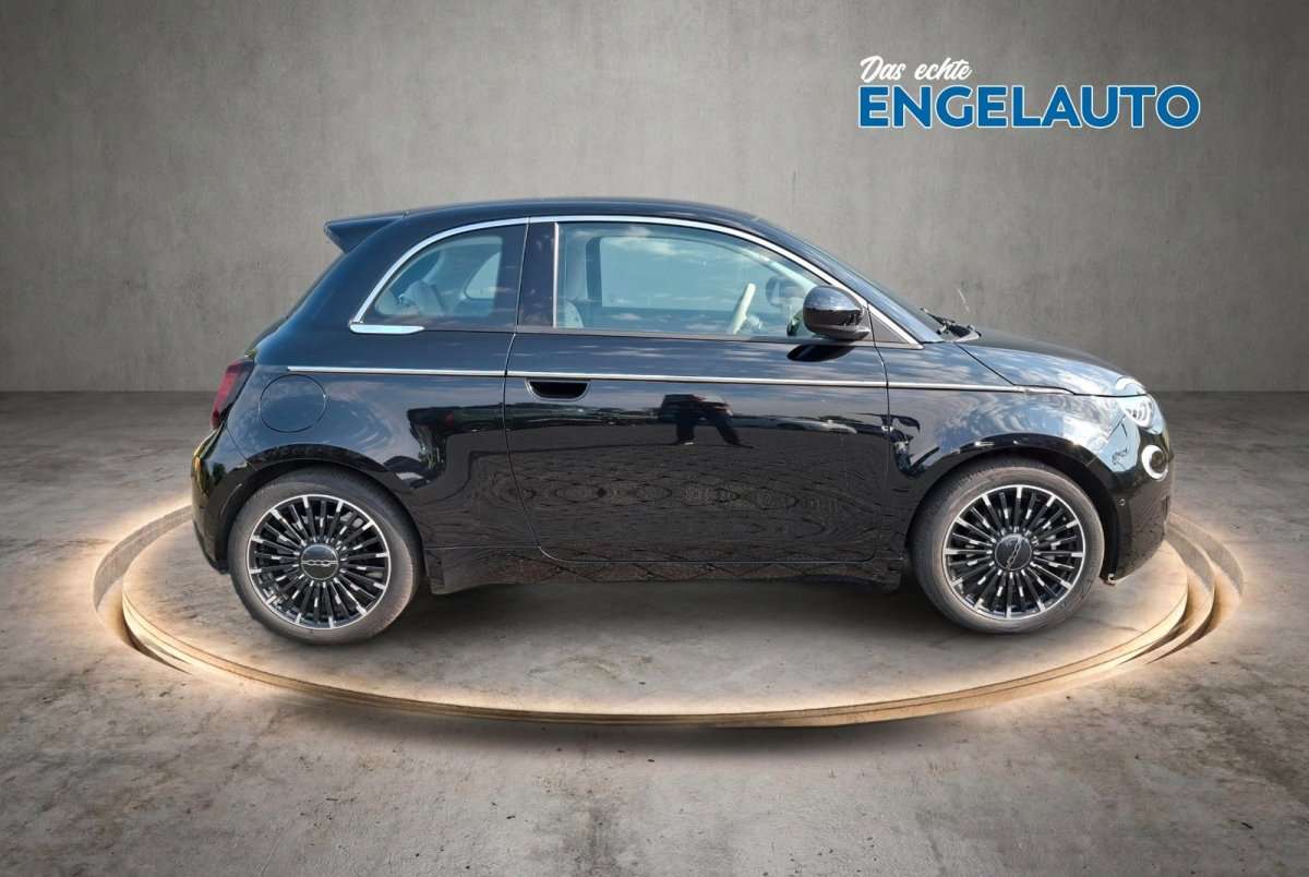Fahrzeugbild eines Fiat 500