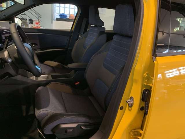 Fahrzeugbild eines Renault 5 E-TECH