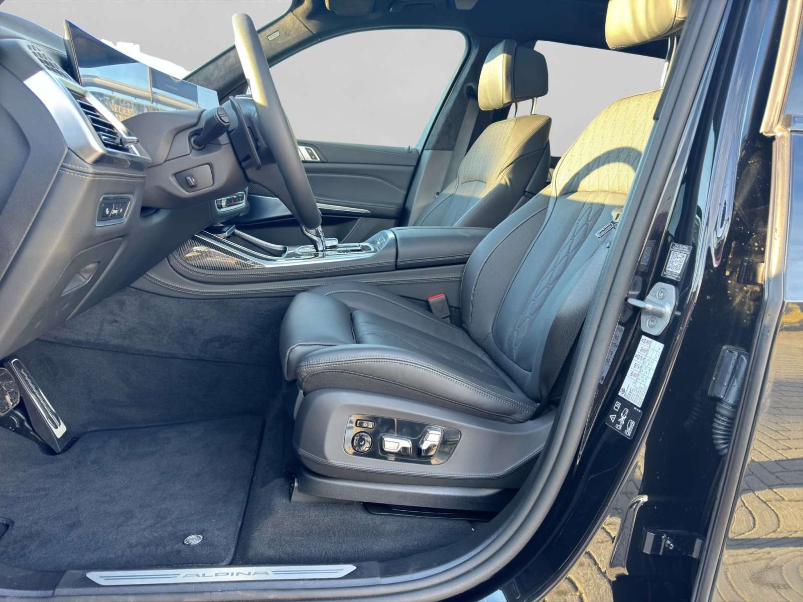 Fahrzeugbild eines Alpina XB7