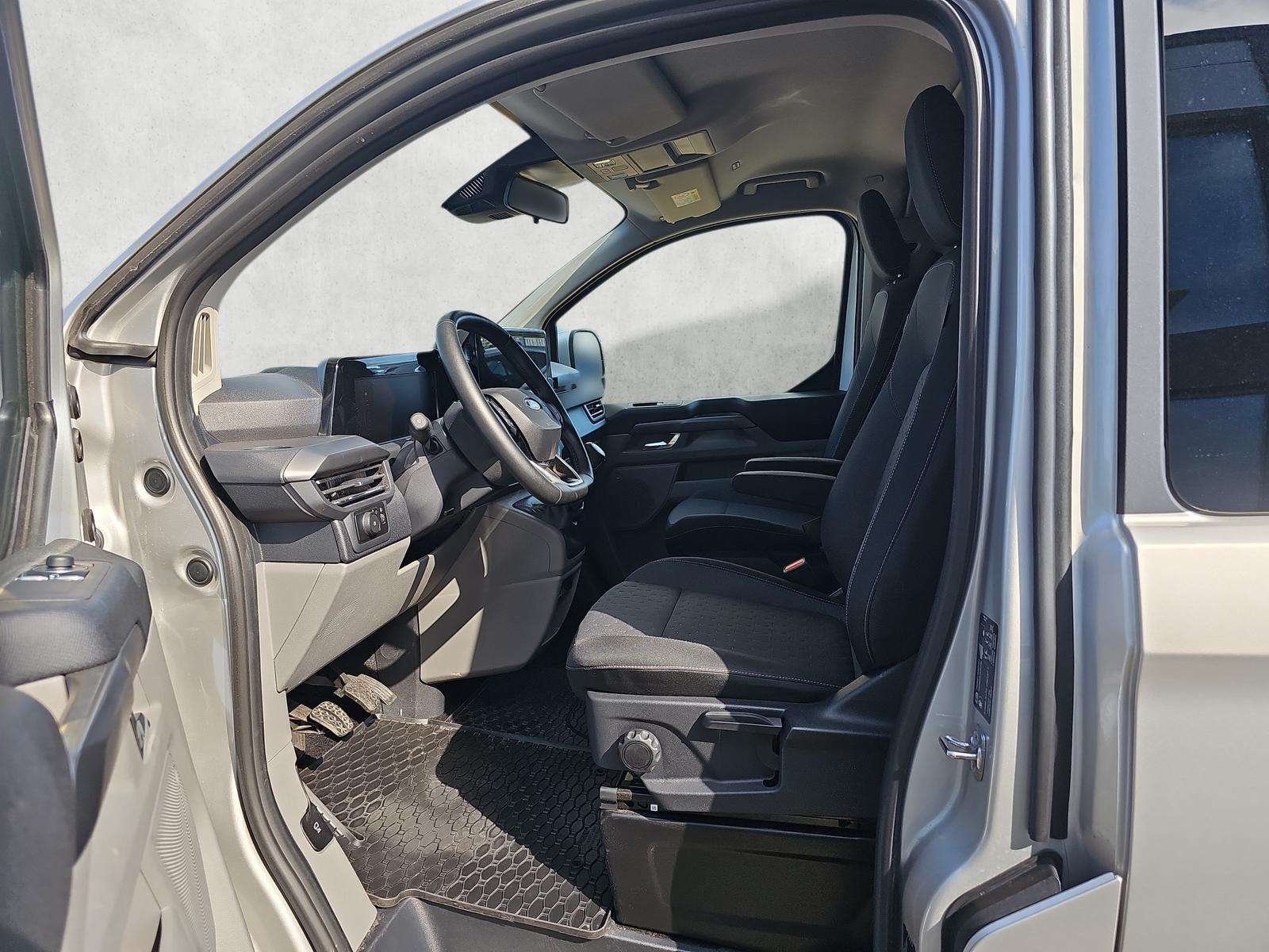 Fahrzeugbild eines Ford Tourneo Custom