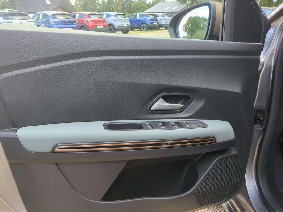 Fahrzeugbild eines Dacia Sandero