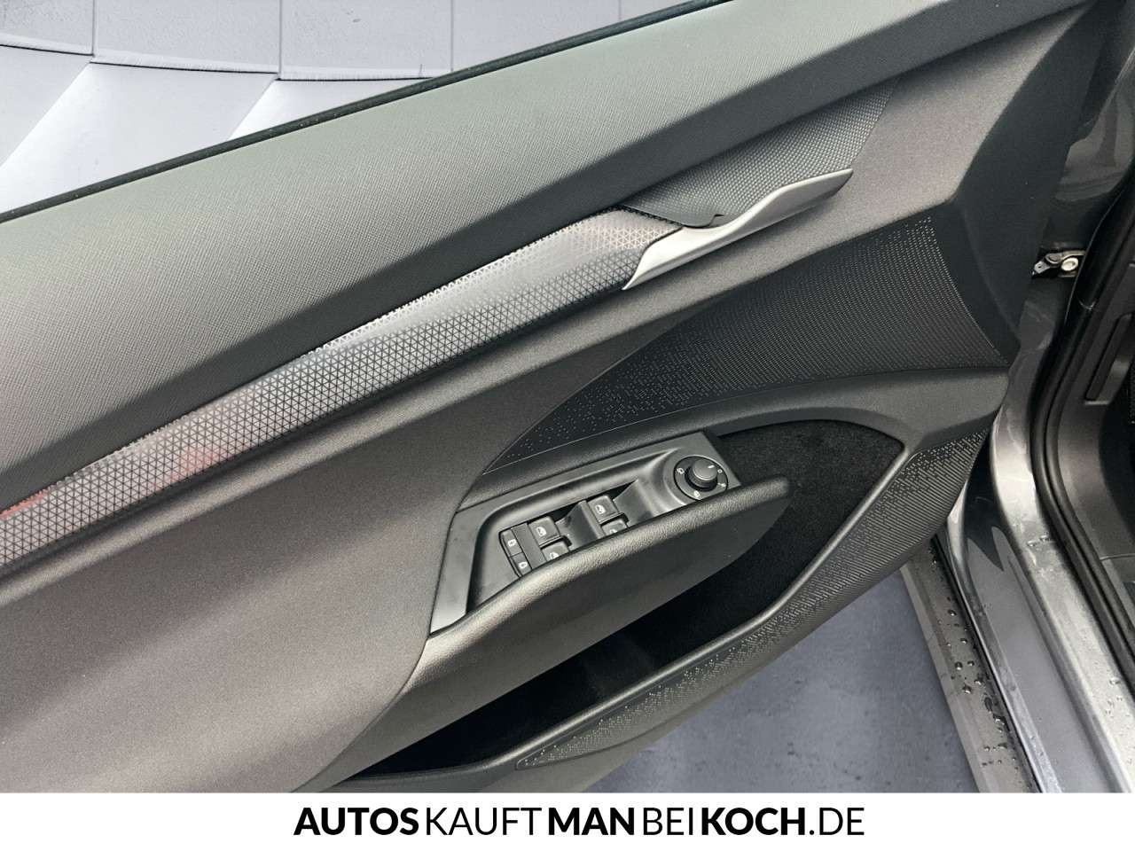 Fahrzeugbild eines Skoda ELROQ