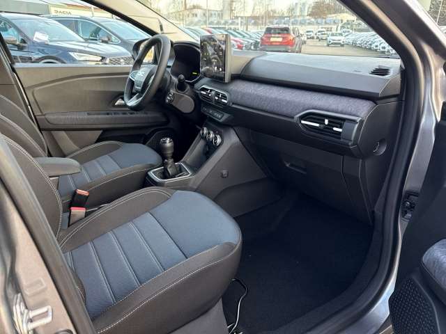 Fahrzeugbild eines Dacia Jogger