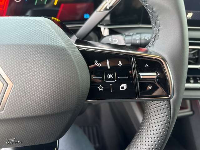 Fahrzeugbild eines Renault 5 E-TECH
