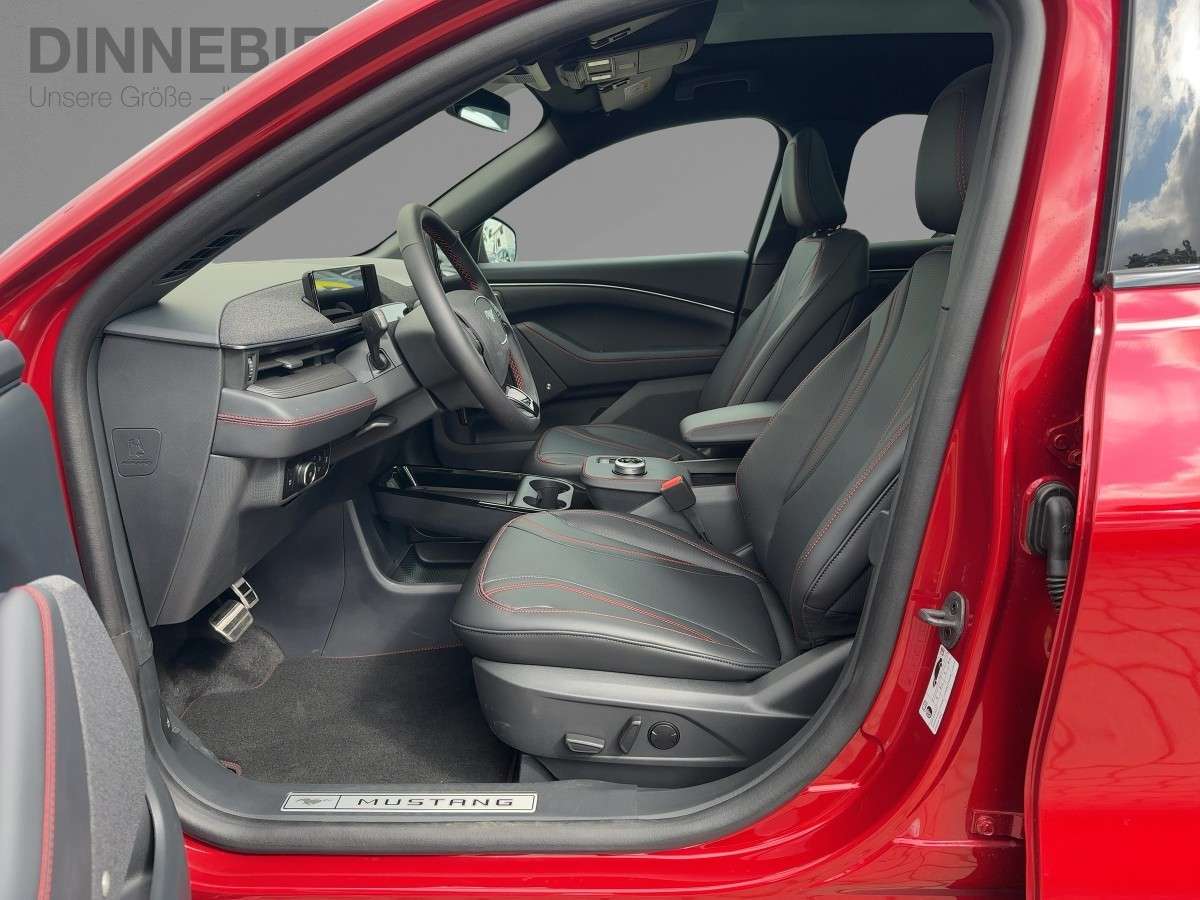 Fahrzeugbild eines Ford Mustang Mach-E