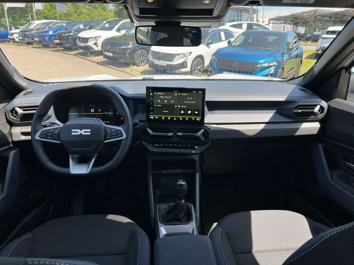 Fahrzeugbild eines Dacia Bigster