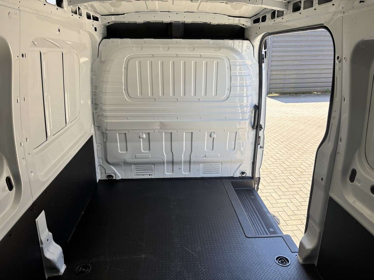 Fahrzeugbild eines Maxus Deliver 9