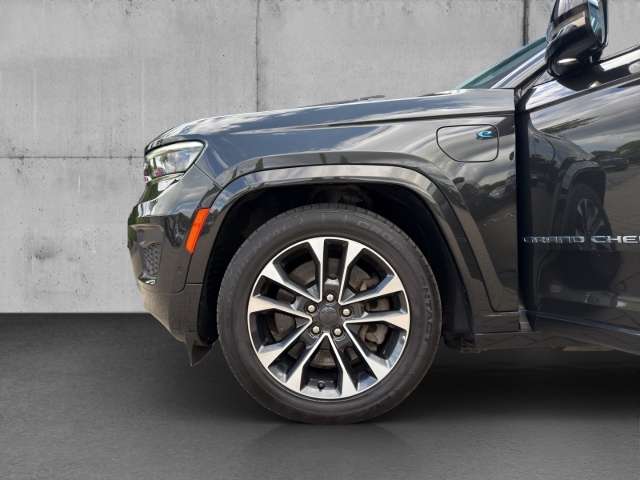 Fahrzeugbild eines Jeep Grand Cherokee