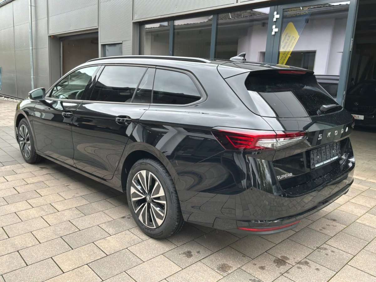 Fahrzeugbild eines Skoda Superb