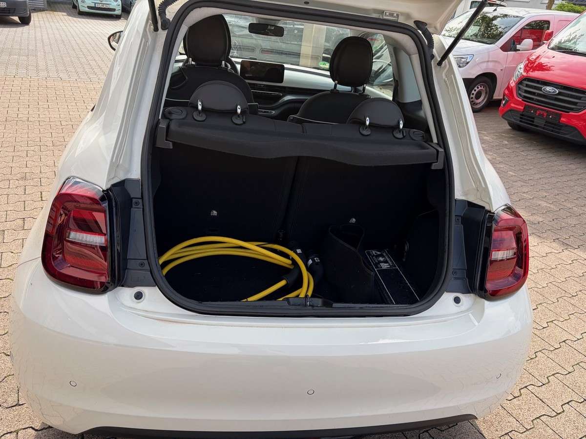 Fahrzeugbild eines Fiat 500