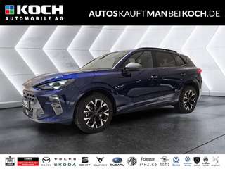 Schräge Frontansicht auf einen CUPRA Terramar , freigestellt