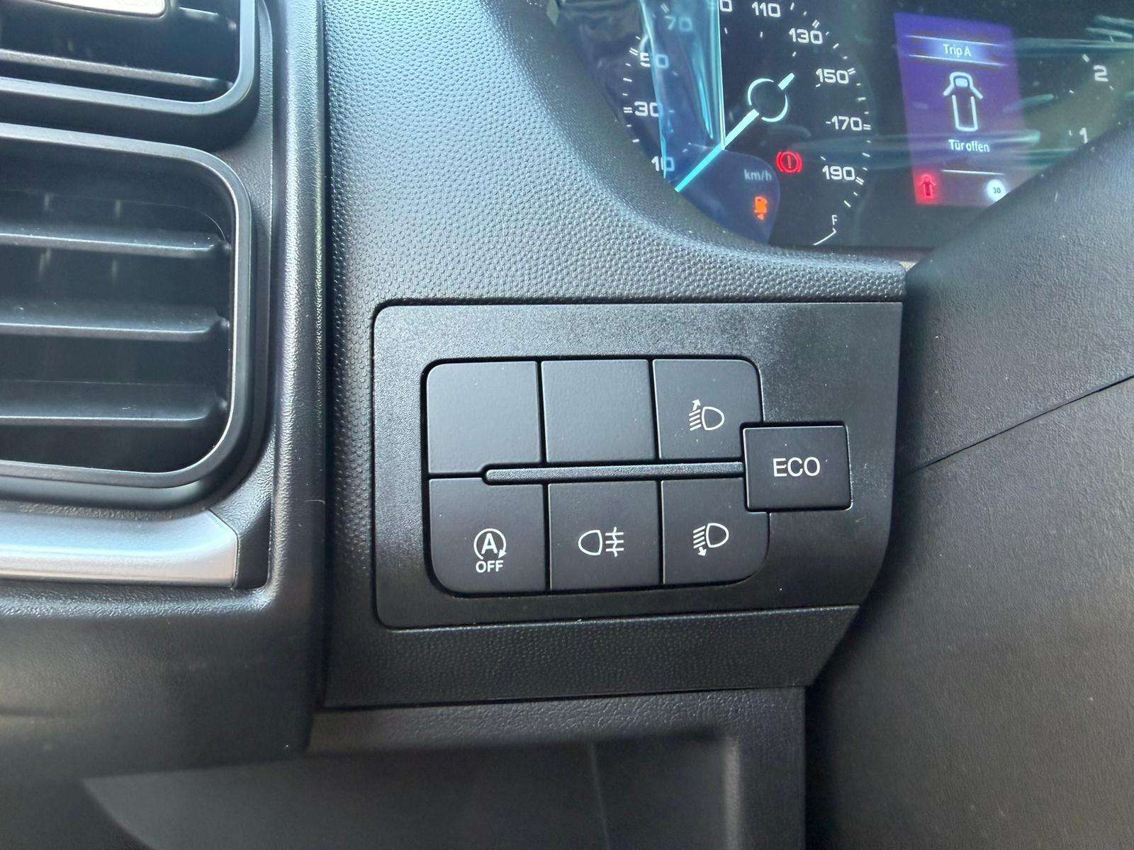 Fahrzeugbild eines Opel Movano