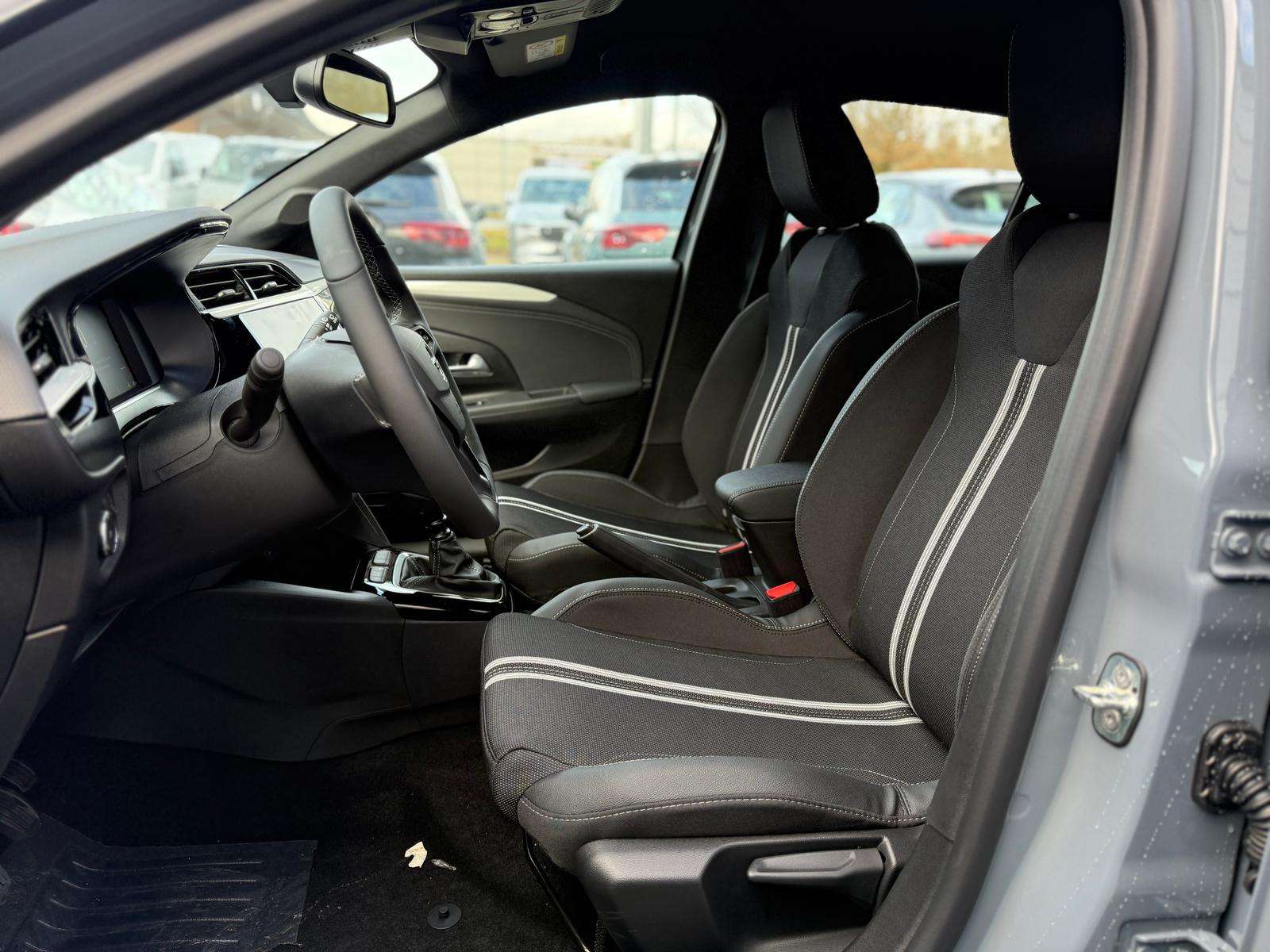 Fahrzeugbild eines Opel Corsa