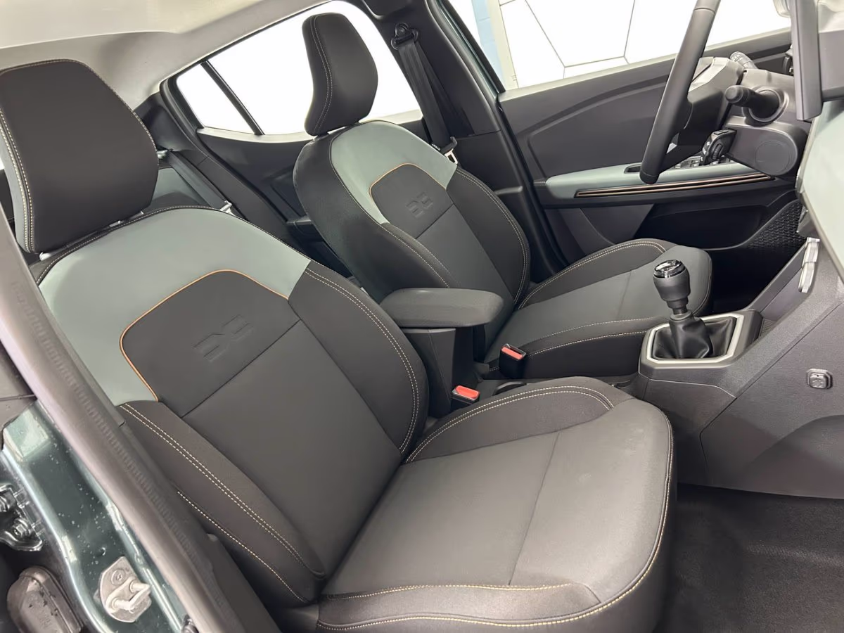 Fahrzeugbild eines Dacia Jogger