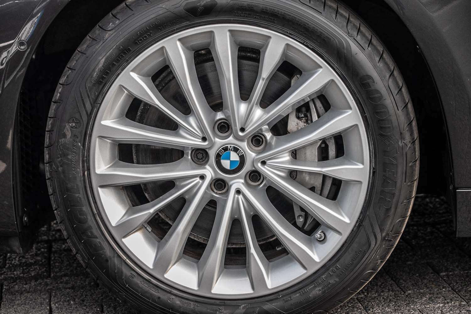 Fahrzeugbild eines BMW 5er-Reihe