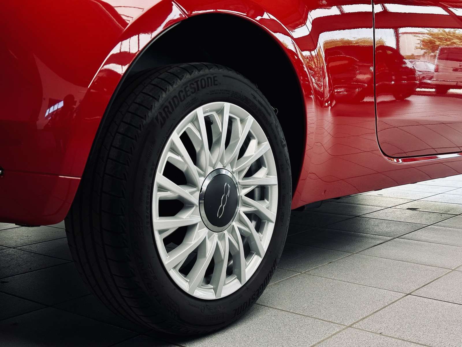 Fahrzeugbild eines Fiat 500