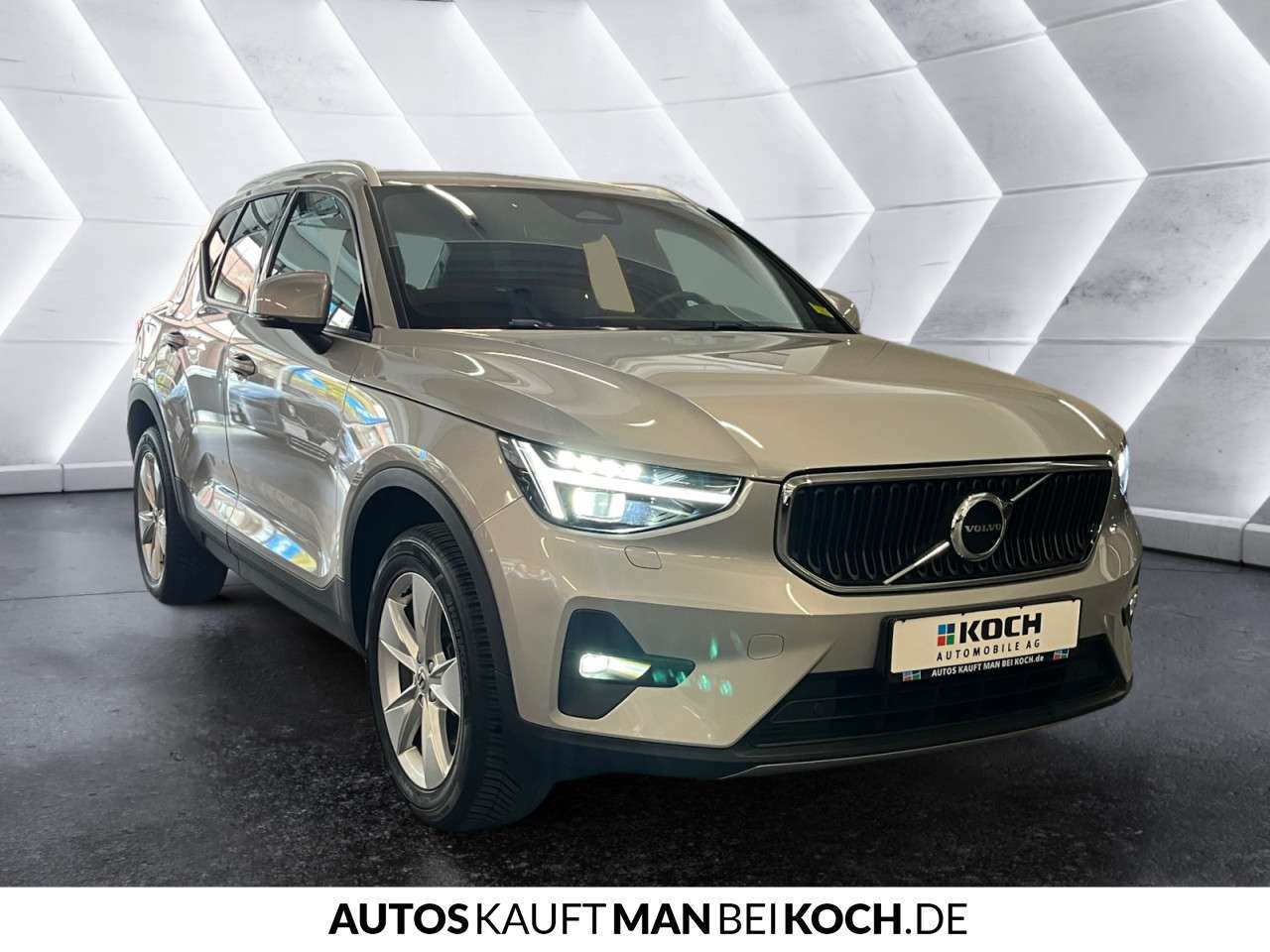 Fahrzeugbild eines Volvo XC40