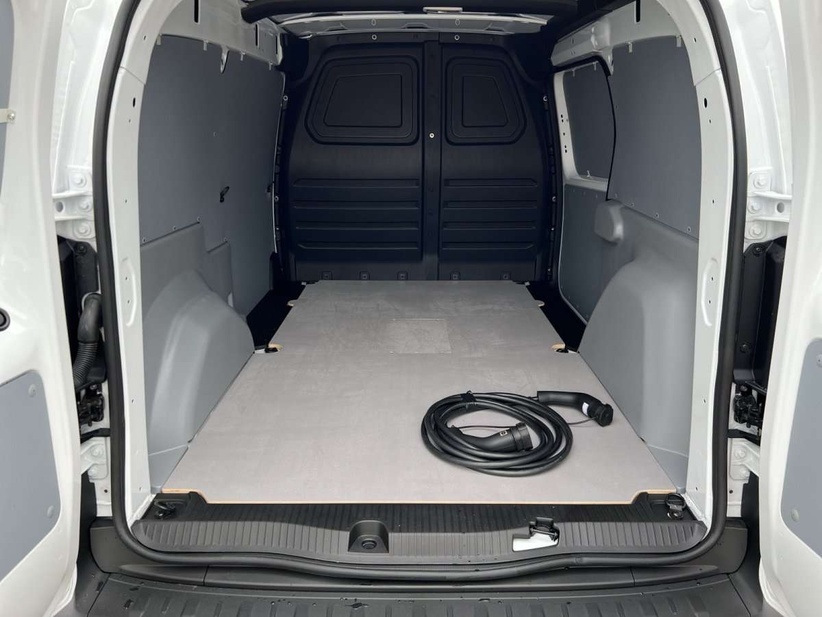 Fahrzeugbild eines Renault Kangoo E-TECH