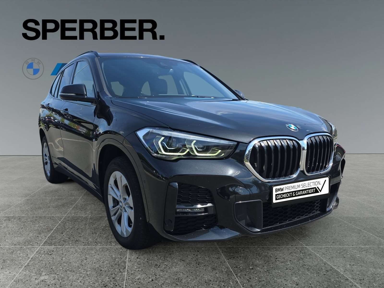 Fahrzeugbild eines BMW X1
