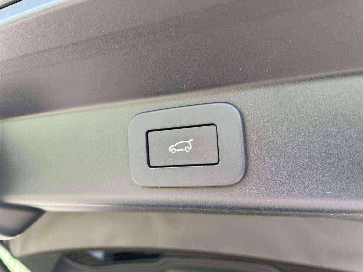 Fahrzeugbild eines Land Rover Range Rover Sport