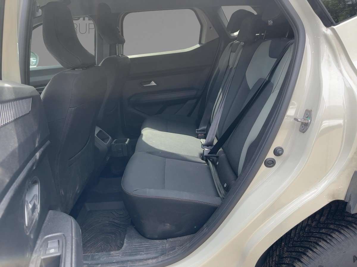 Fahrzeugbild eines Dacia Duster