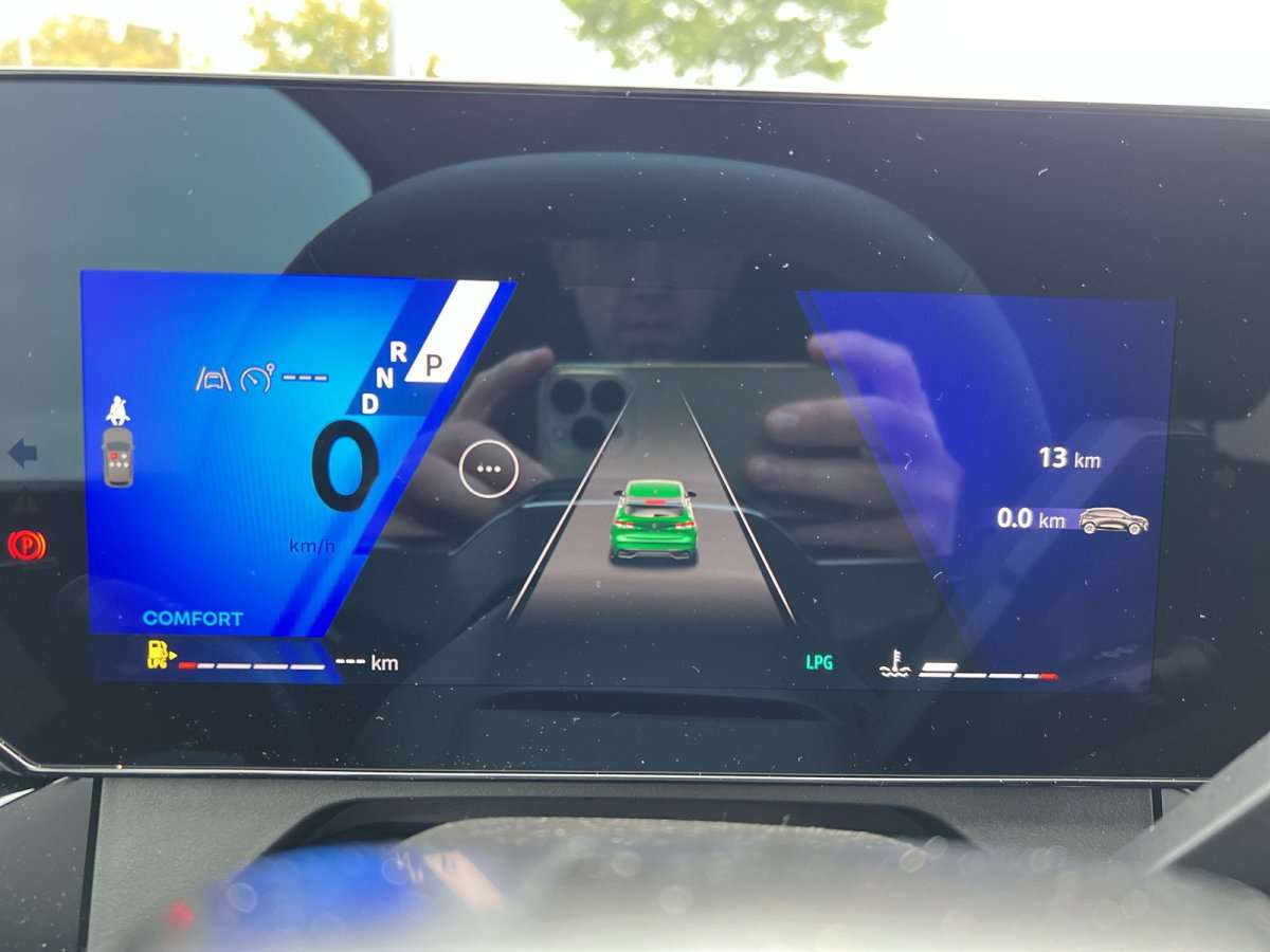 Fahrzeugbild eines Renault Clio