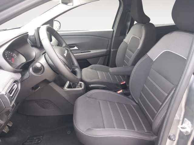 Fahrzeugbild eines Dacia Jogger