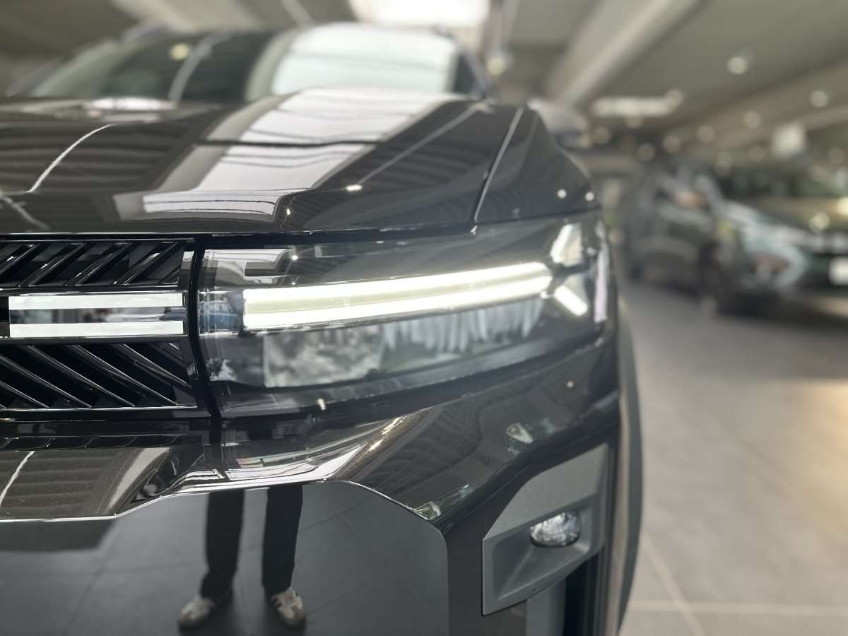 Fahrzeugbild eines Dacia Bigster