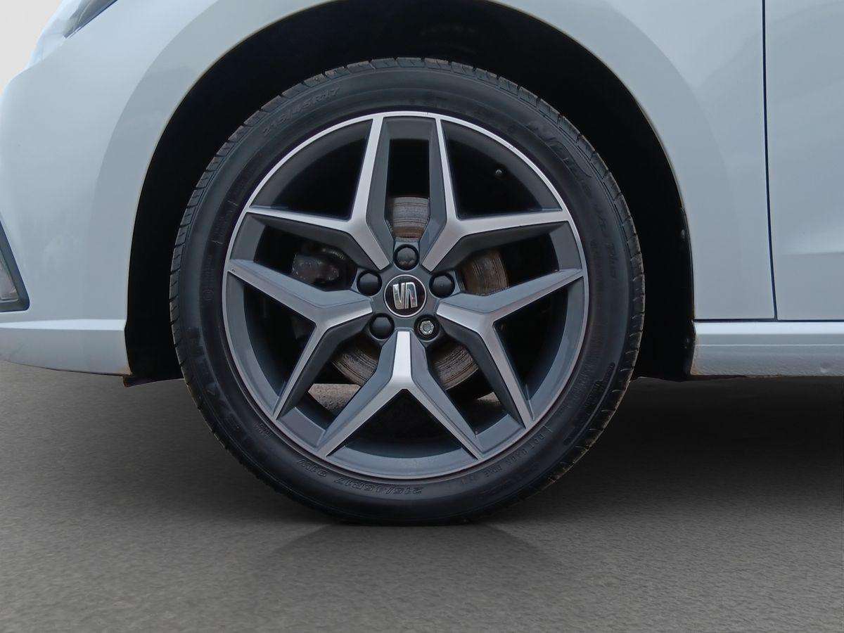 Fahrzeugbild eines SEAT Ibiza