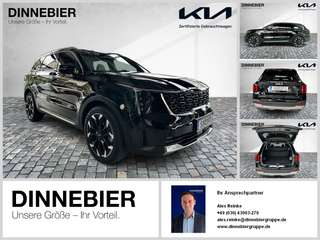 Schräge Frontansicht auf einen Kia Sorento , freigestellt