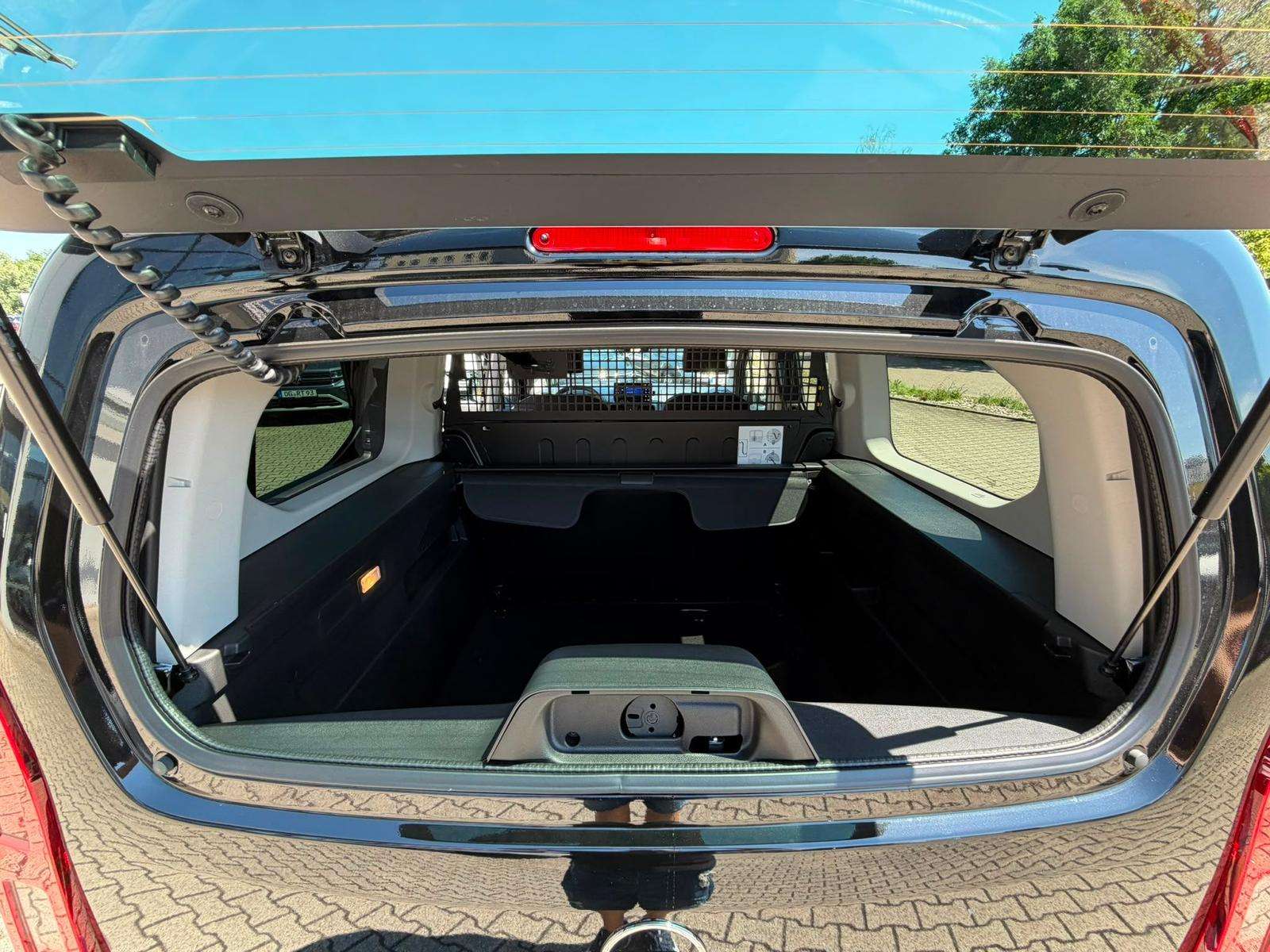 Fahrzeugbild eines Opel Combo Life