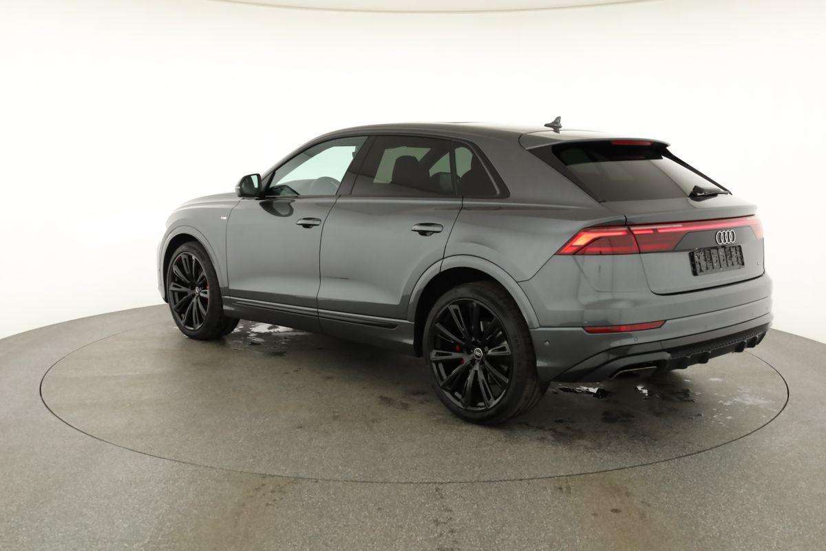 Fahrzeugbild eines Audi Q8