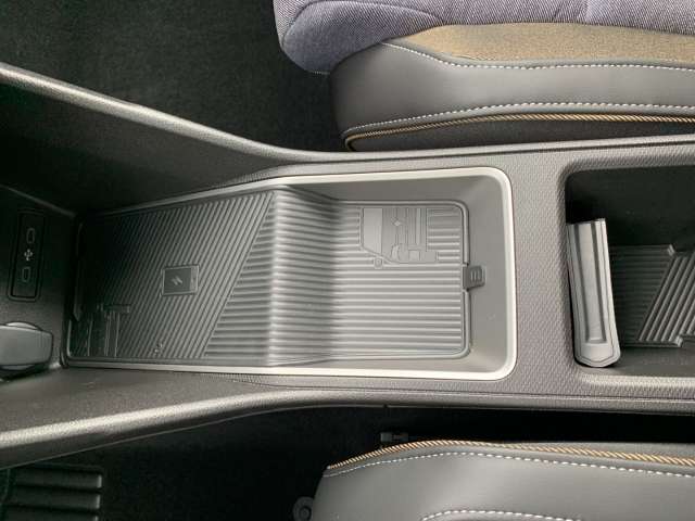 Fahrzeugbild eines Renault 5 E-TECH