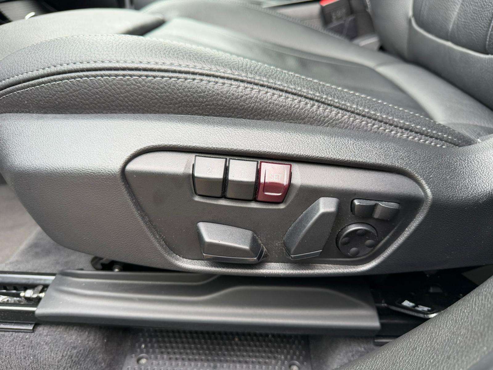 Fahrzeugbild eines BMW X1