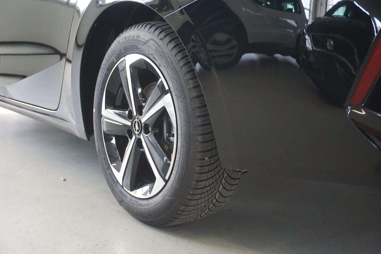 Fahrzeugbild eines Opel Astra