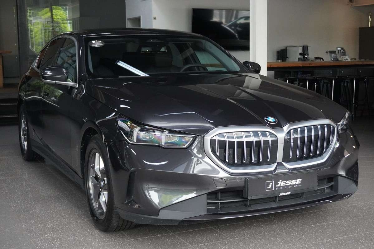 Fahrzeugbild eines BMW 5er-Reihe
