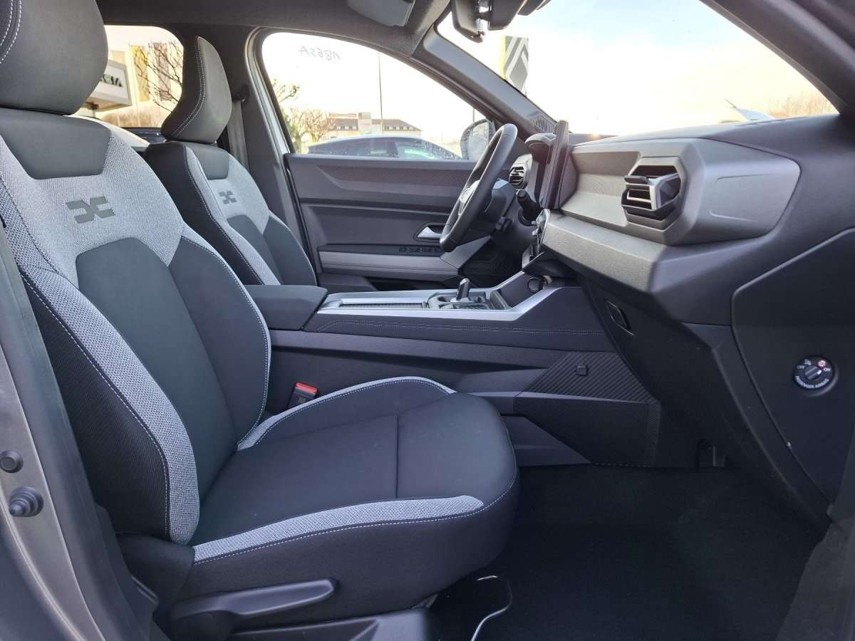 Fahrzeugbild eines Dacia Bigster