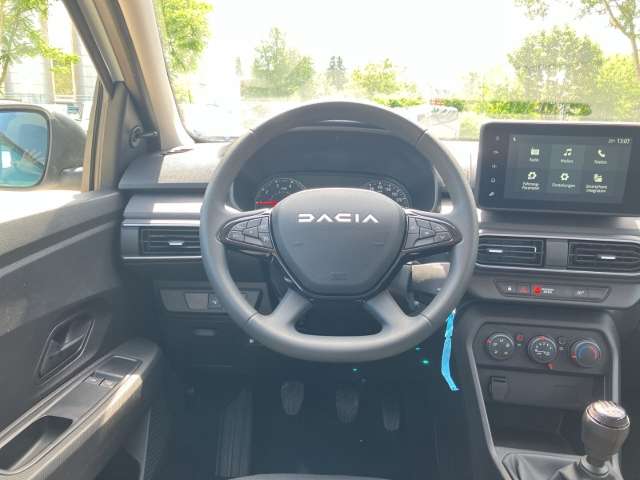 Fahrzeugbild eines Dacia Sandero