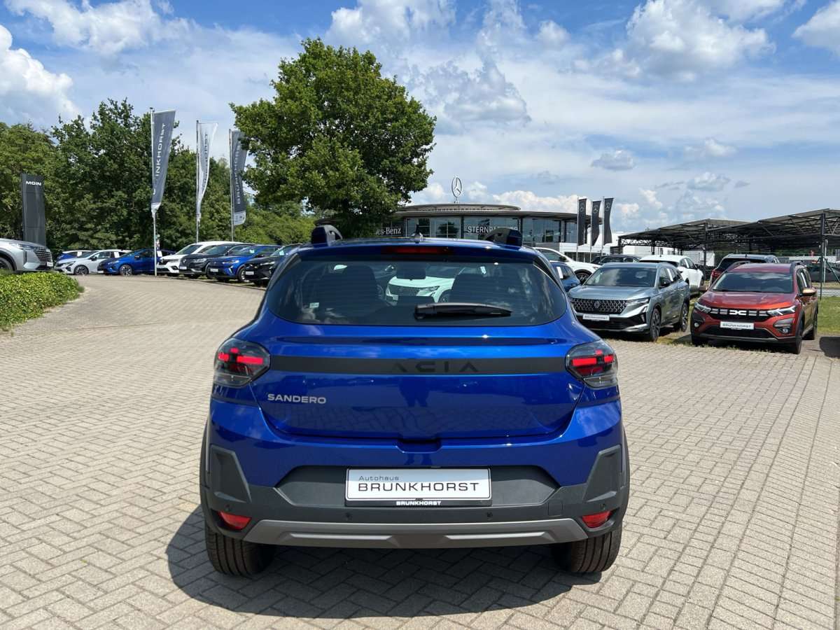 Fahrzeugbild eines Dacia Sandero