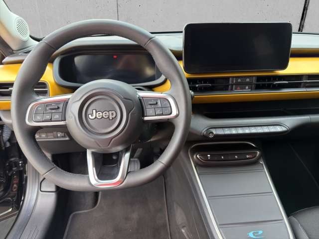 Fahrzeugbild eines Jeep Avenger