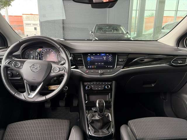 Fahrzeugbild eines Opel Astra