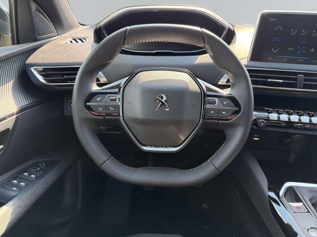 Fahrzeugbild eines Peugeot 5008