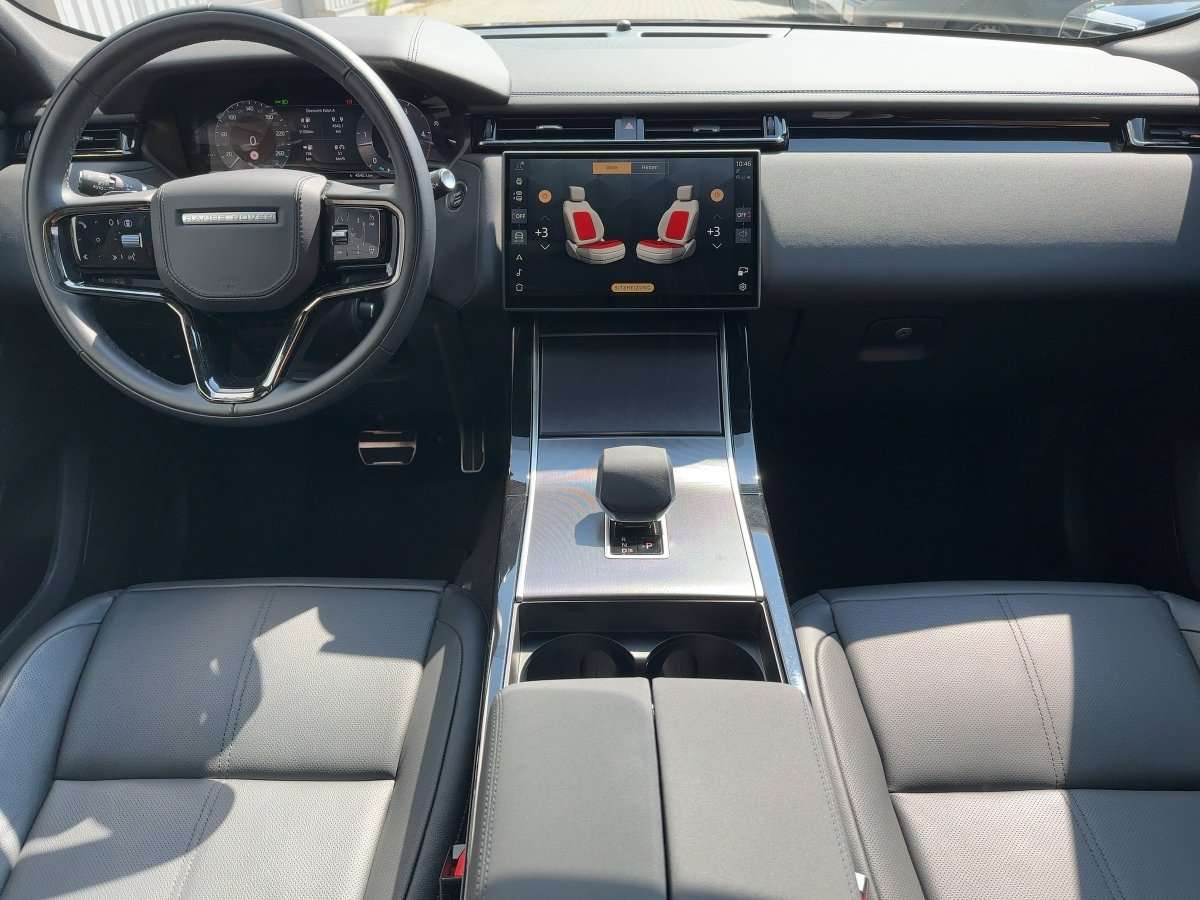 Fahrzeugbild eines Land Rover Range Rover Velar