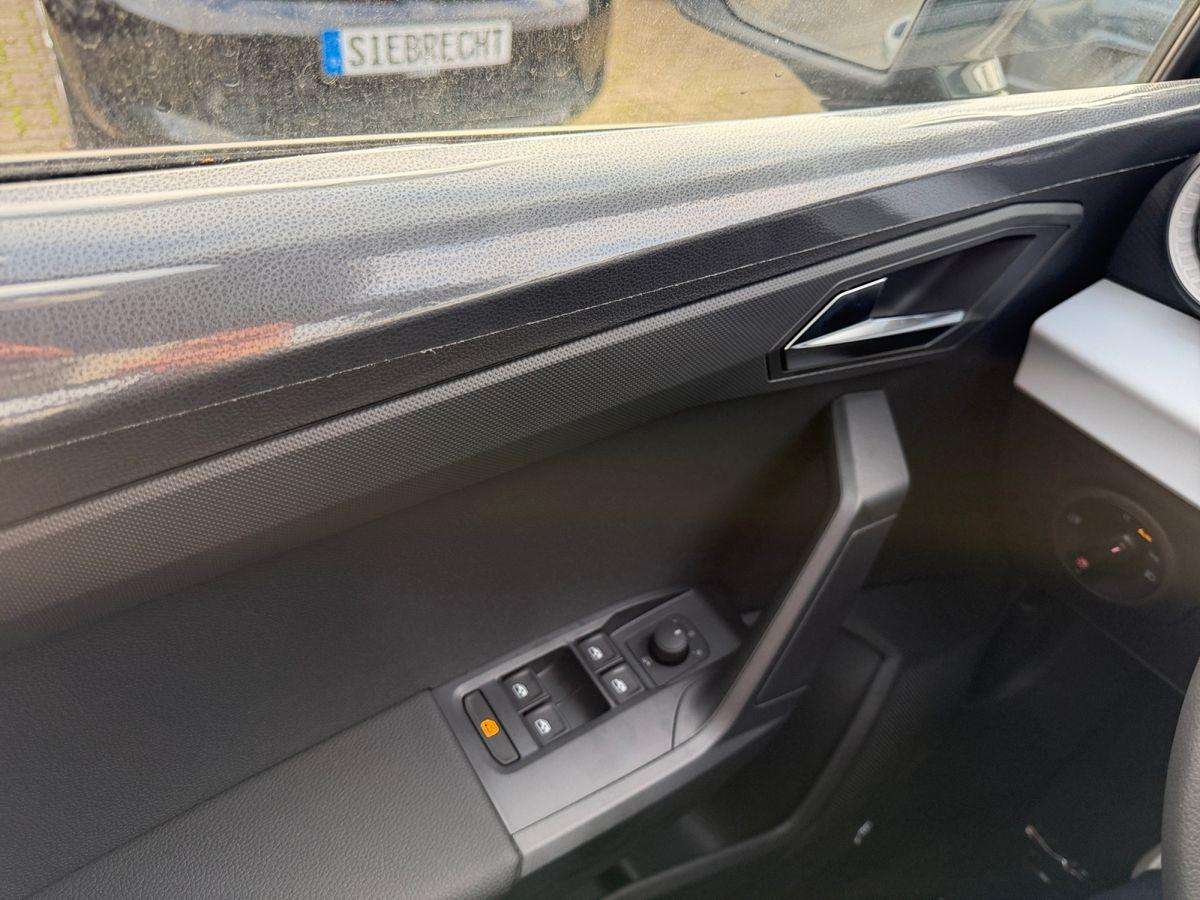 Fahrzeugbild eines SEAT Ibiza