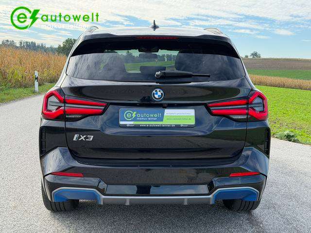 Fahrzeugbild eines BMW ix3