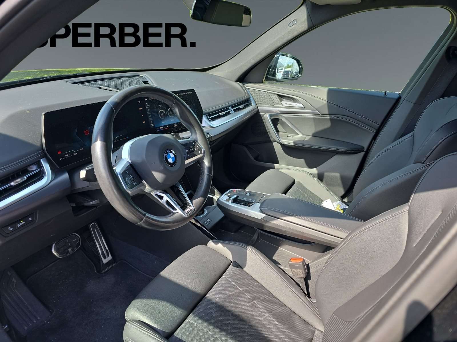 Fahrzeugbild eines BMW X1