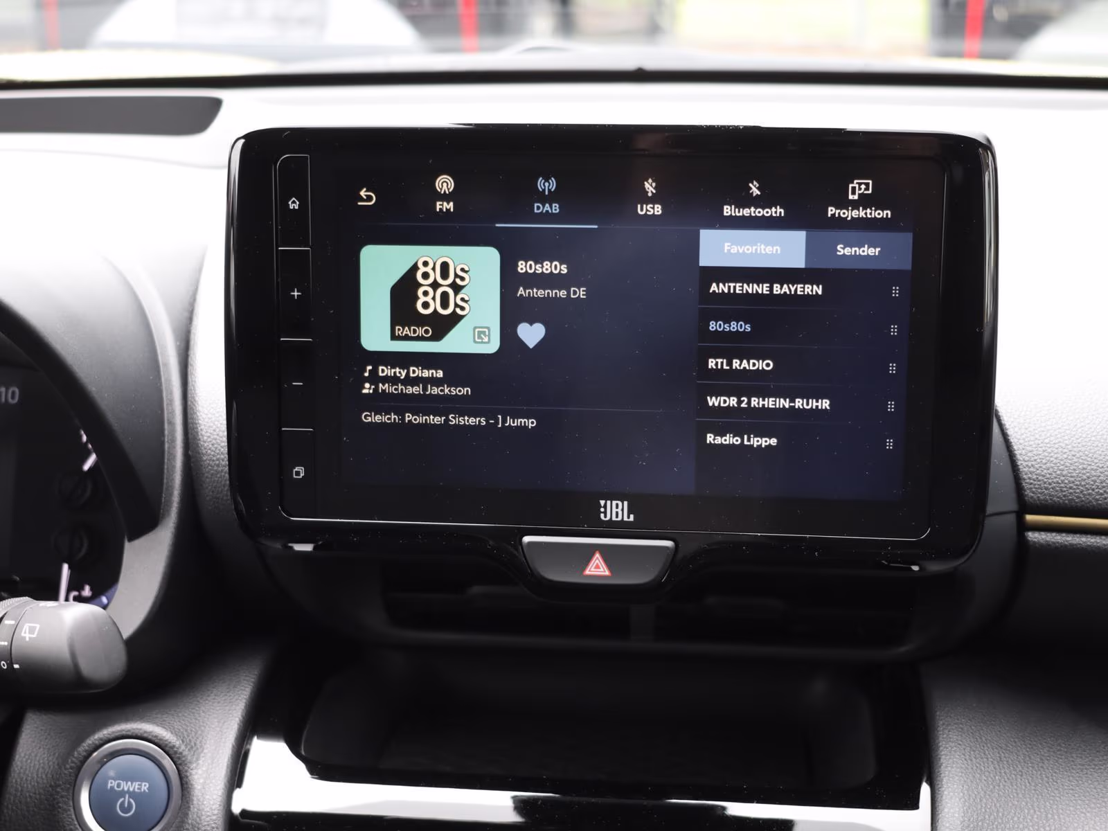 Fahrzeugbild eines Toyota Yaris Cross