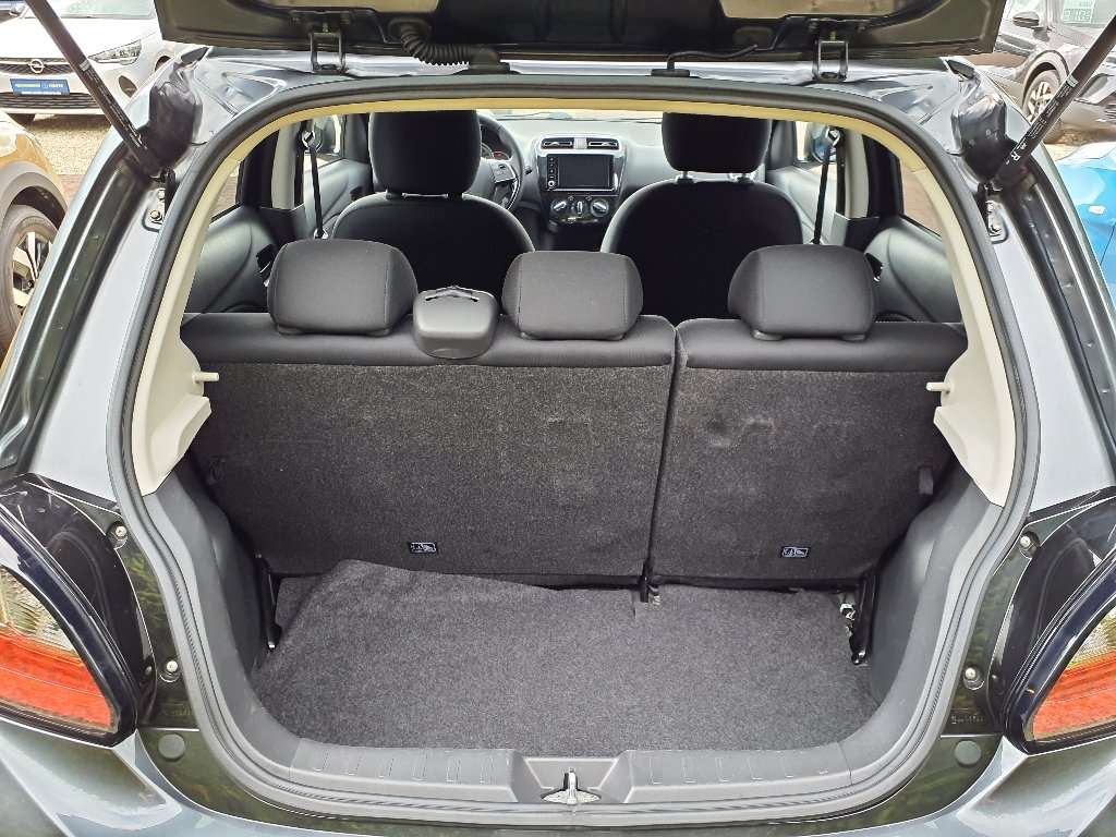 Fahrzeugbild eines Mitsubishi Space Star