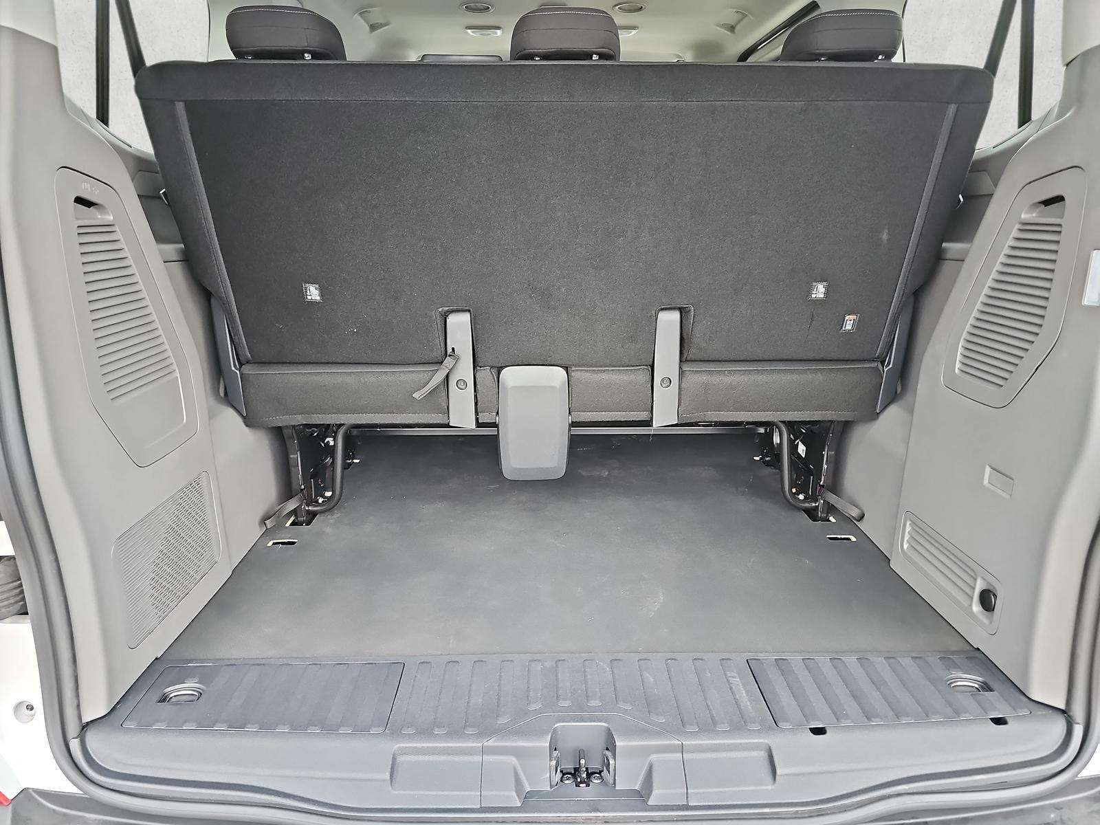 Fahrzeugbild eines Volkswagen Caravelle